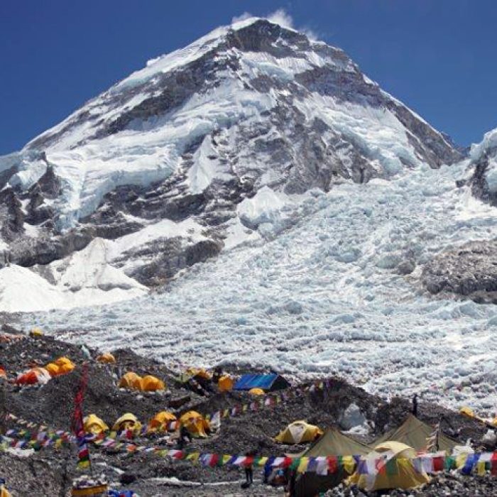 summit-everest-Basecamp-with-lots-of-tents-dining-tents